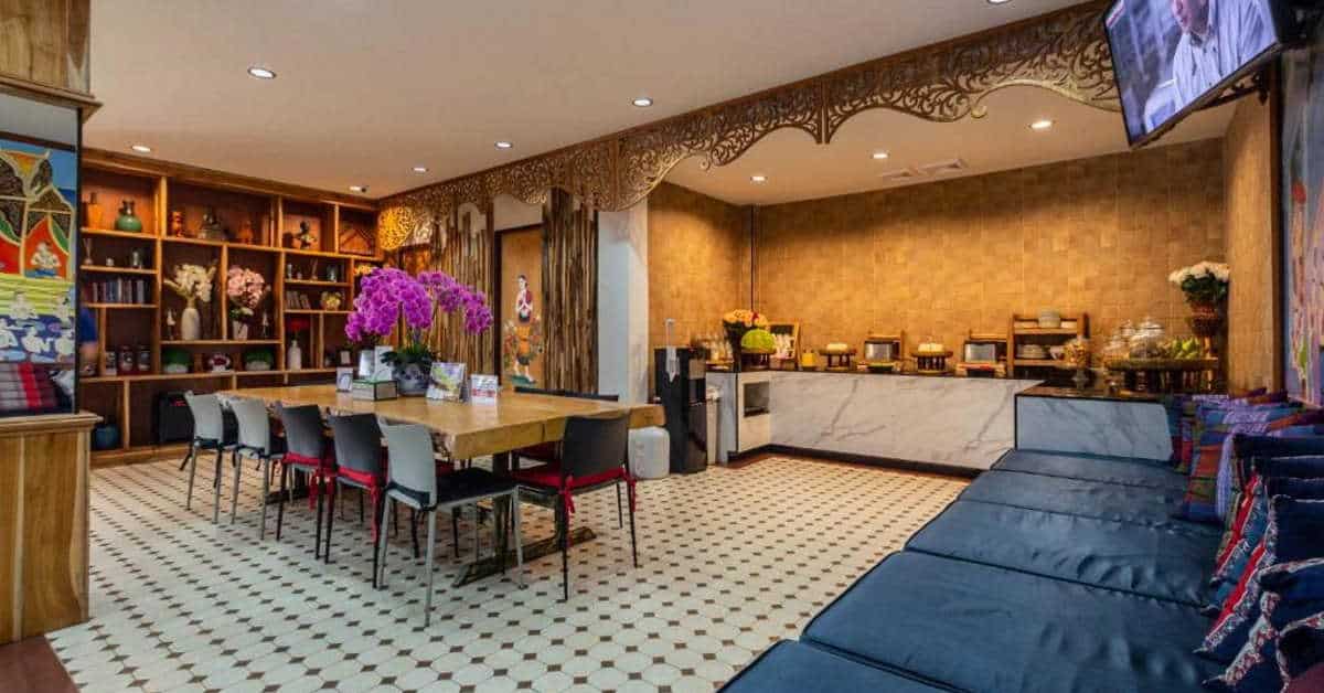 The hotel for travelers on a limited budget Anomat Premium Chiang Mai