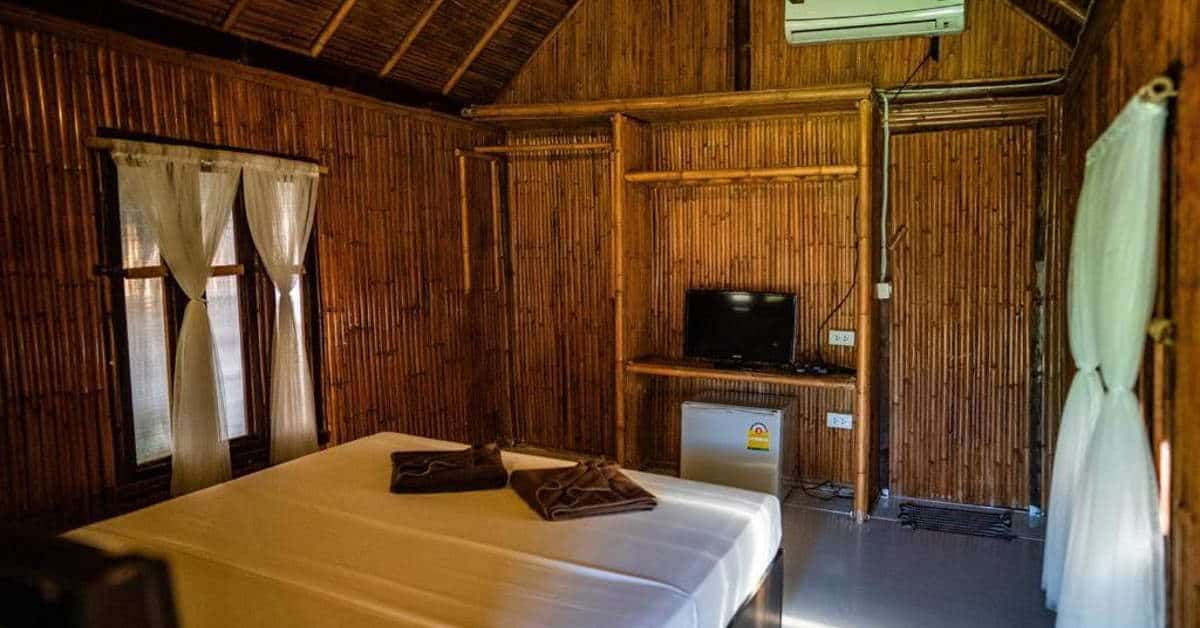 โรงแรมอ่าวนาง ใน แอมโบ ซันเซ็ท กระบี่ และ หาดไรลีย์