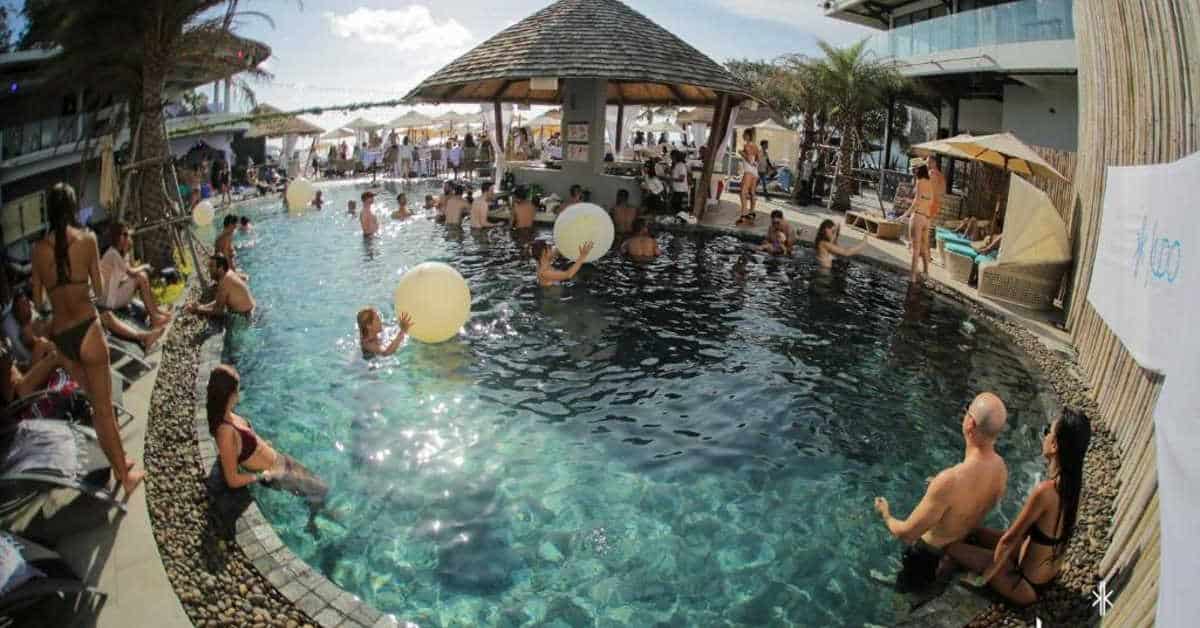 Il Bay and Beach Club Hotel di Phuket