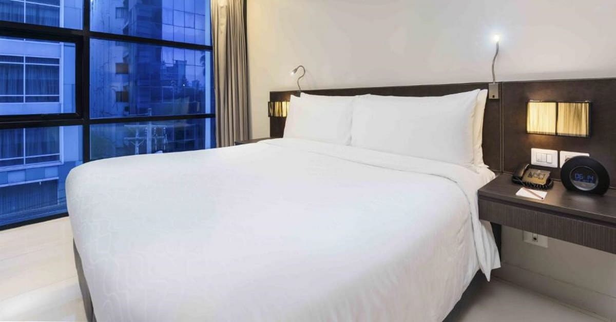 อพาร์ทเม้นท์สุดหรู โรงแรมไมตรียา สุขุมวิท 18 กรุงเทพมหานคร