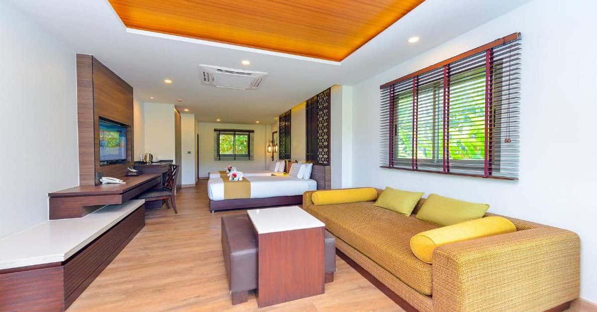 La Resort & Villas Phuket Hotel