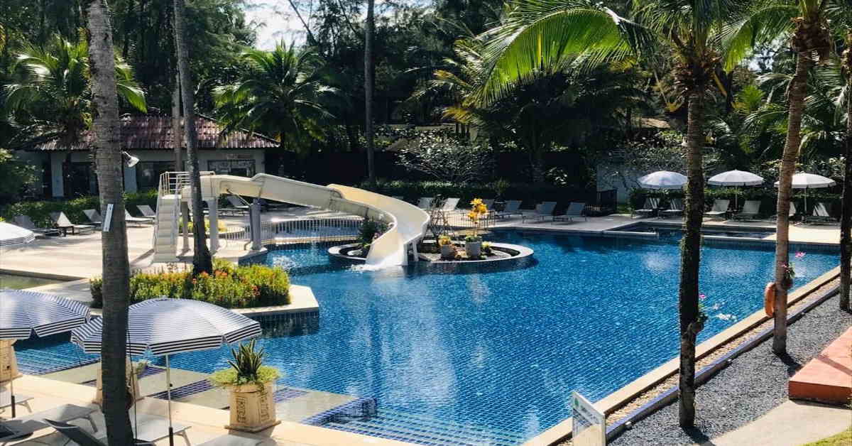 Galería de palmeras Khao Lak Hotel