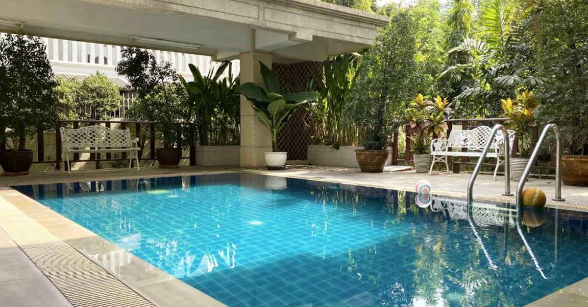 Отель 14 Place Sukhumvit Suites Бангкок